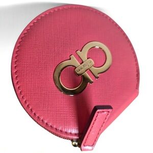 Salvatore Ferragamo, Gancini coin purse pouch round leather pink